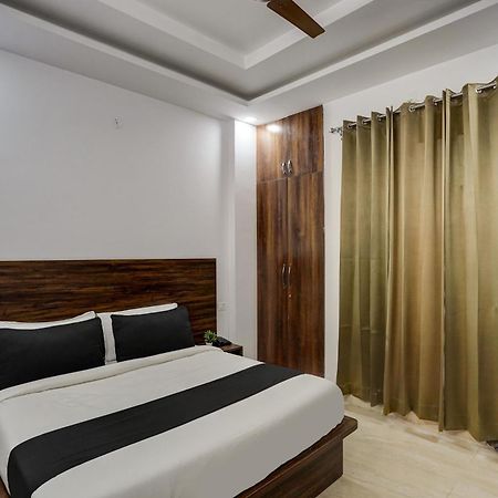 Townhouse Cloud Bay Ξενοδοχείο Γκουργκάον Εξωτερικό φωτογραφία