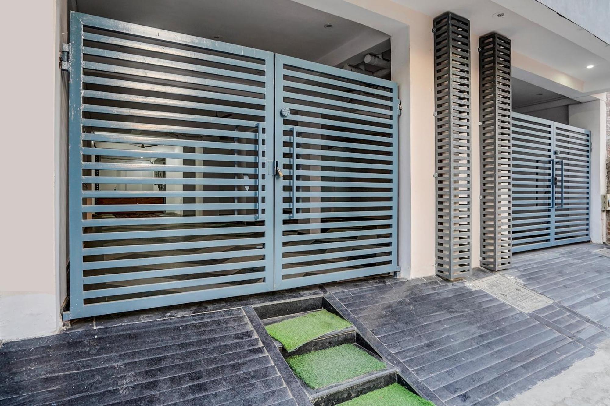 Townhouse Cloud Bay Ξενοδοχείο Γκουργκάον Εξωτερικό φωτογραφία