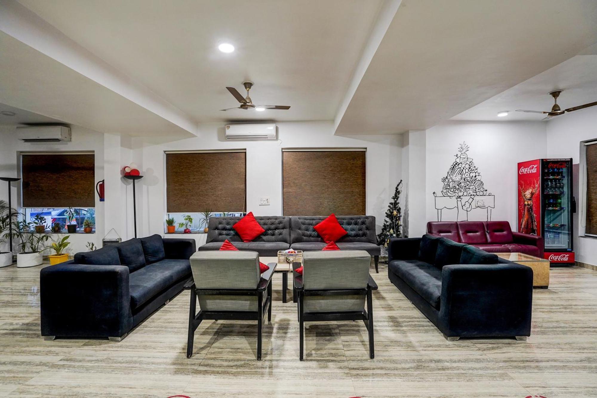 Townhouse Cloud Bay Ξενοδοχείο Γκουργκάον Εξωτερικό φωτογραφία